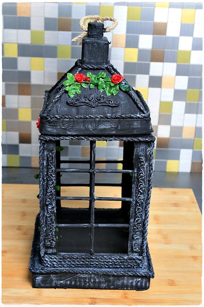 Laterne Schwarz mit Rosen