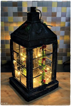 Laterne Schwarz mit Rosen