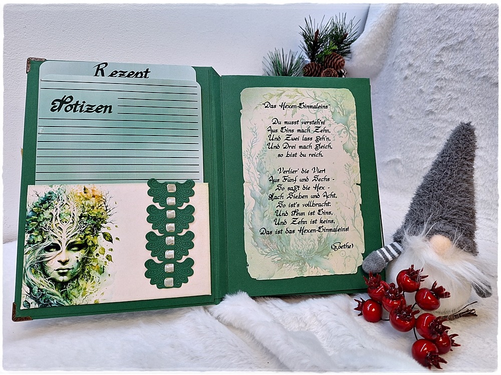 Scrapbook "Green Witch" 02