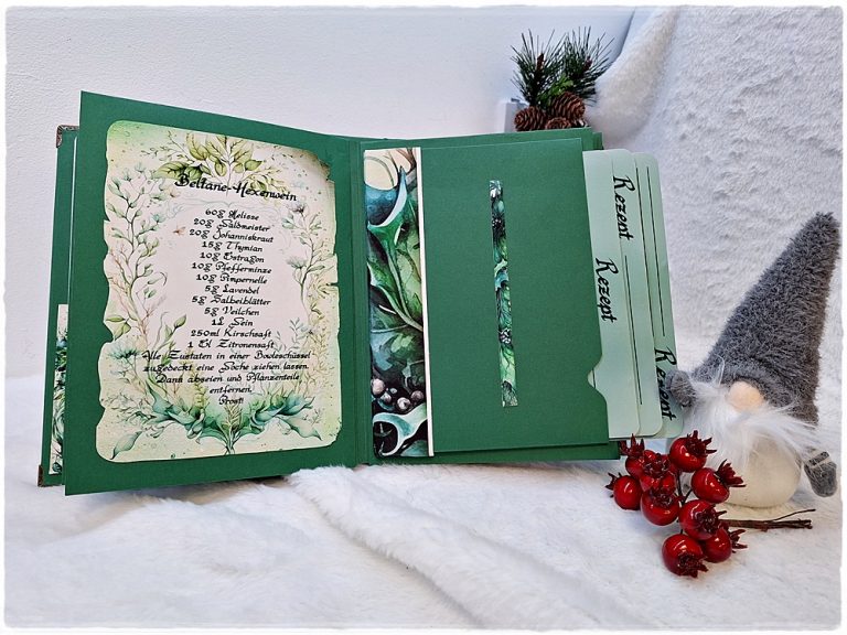 Scrapbook "Green Witch" 08